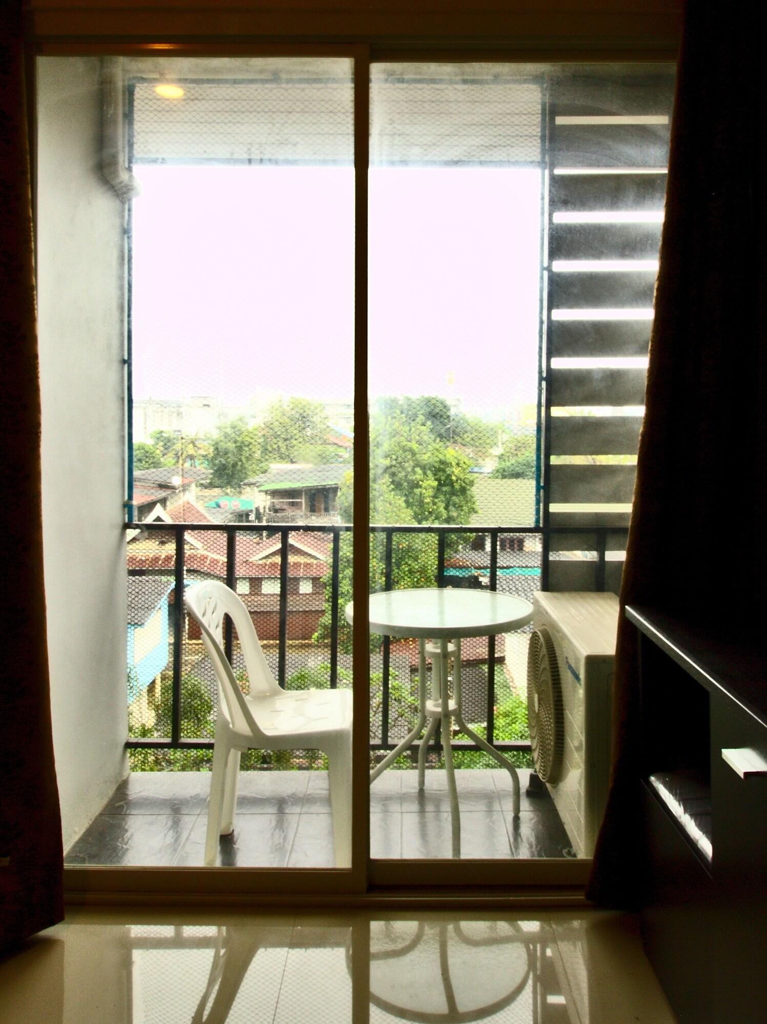Hotel The Avail Phra Nakhon Si Ayutthaya Esterno foto