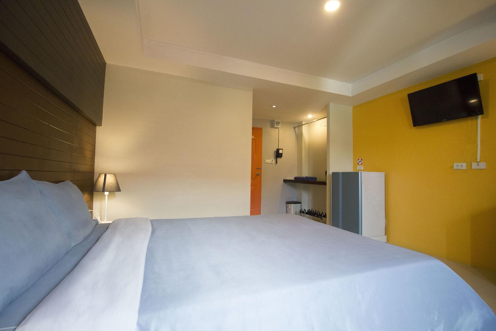 Hotel The Avail Phra Nakhon Si Ayutthaya Esterno foto