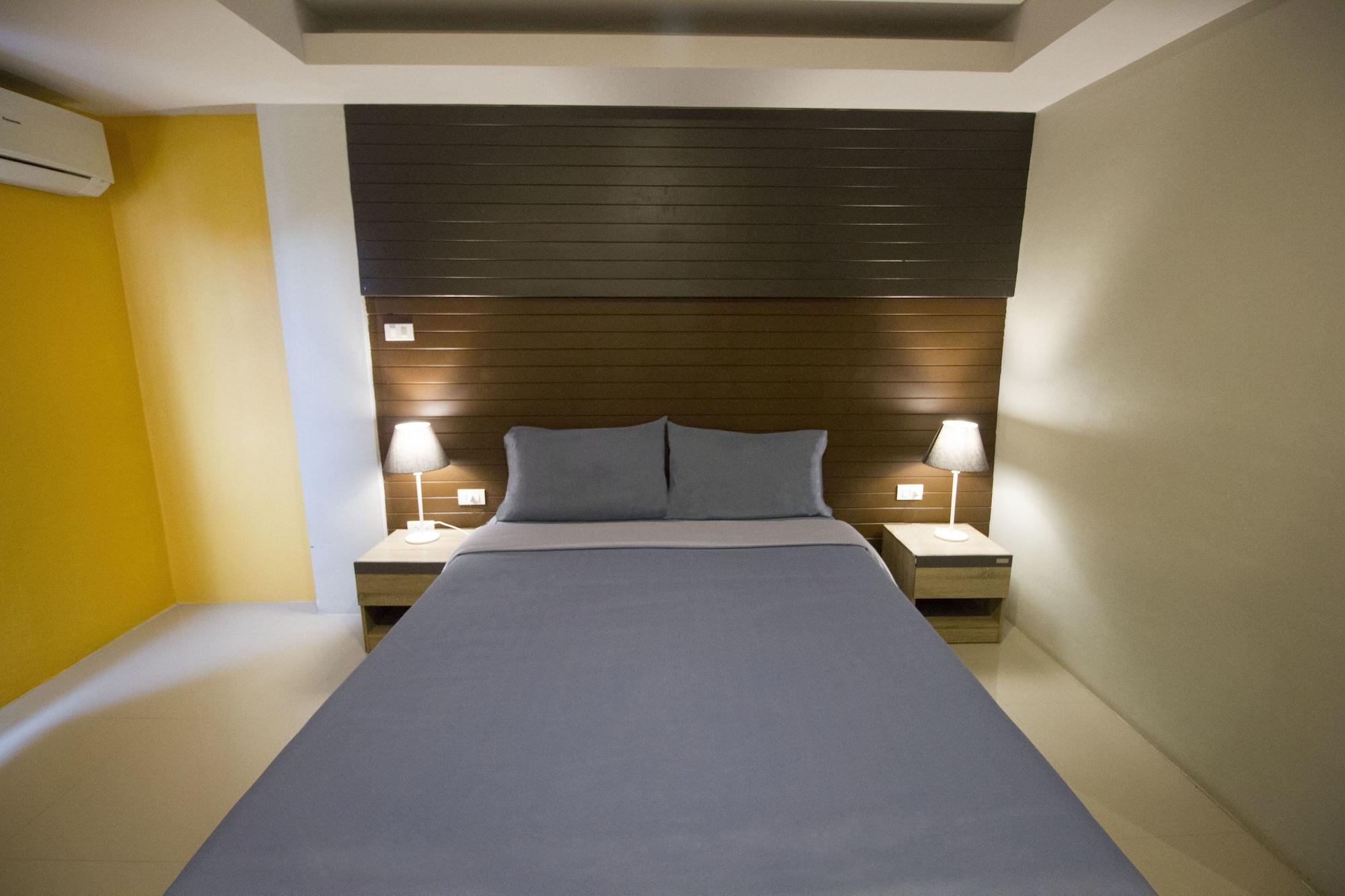 Hotel The Avail Phra Nakhon Si Ayutthaya Esterno foto