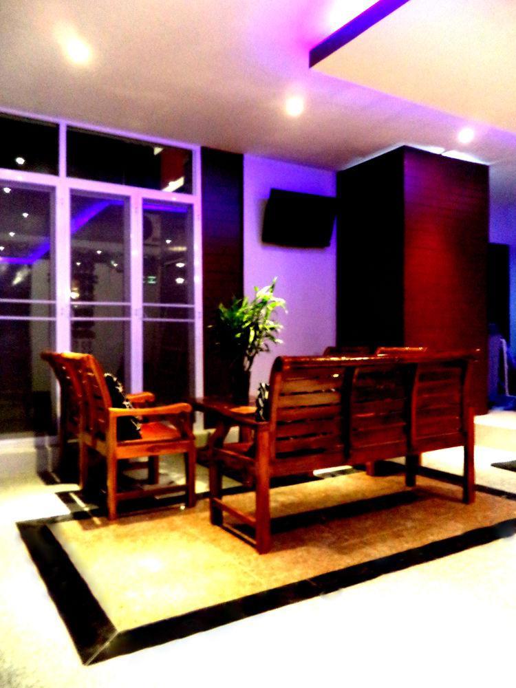 Hotel The Avail Phra Nakhon Si Ayutthaya Esterno foto