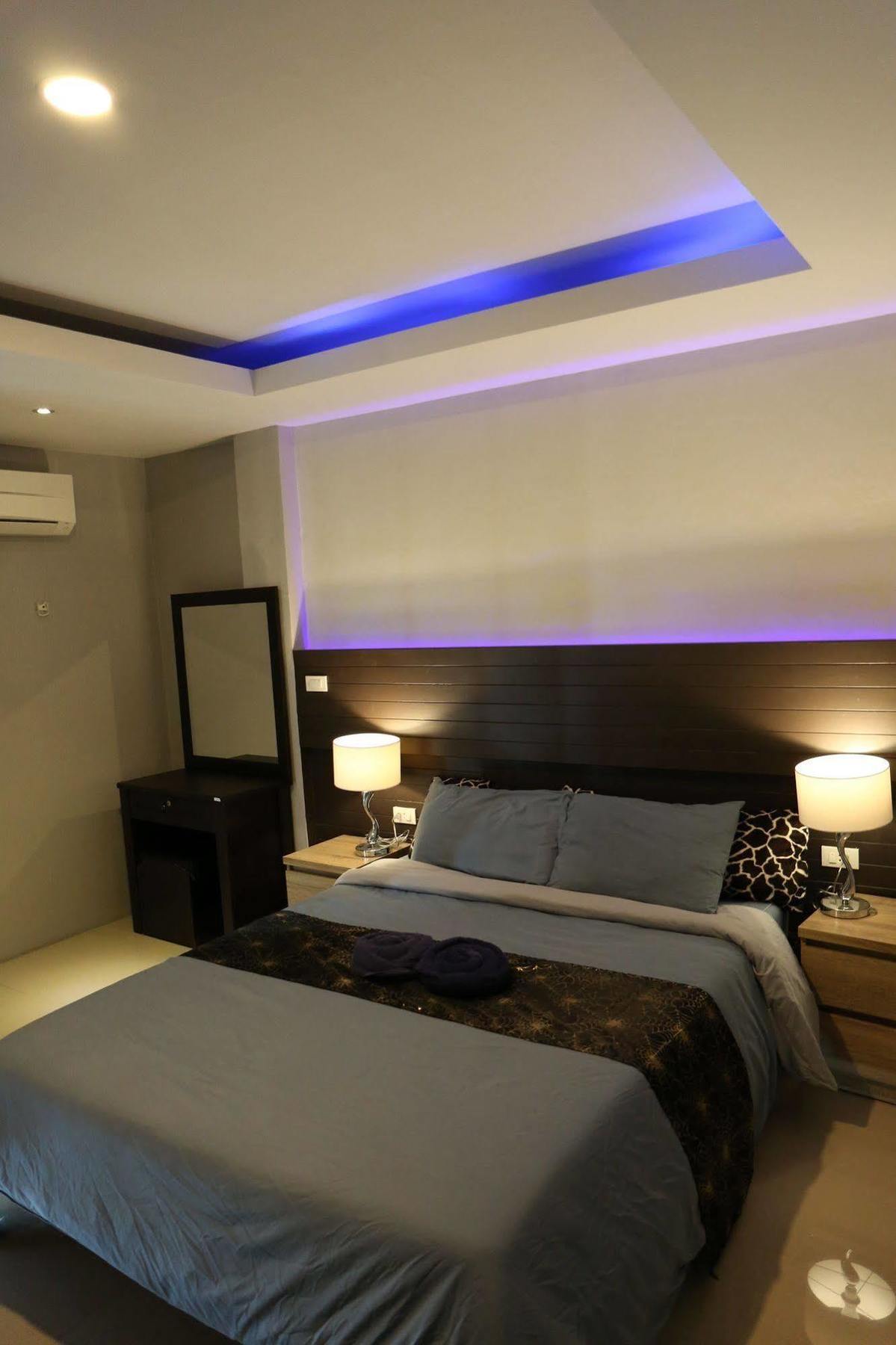 Hotel The Avail Phra Nakhon Si Ayutthaya Esterno foto